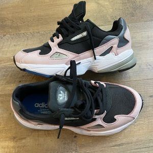 Adidas Womens Sneaker